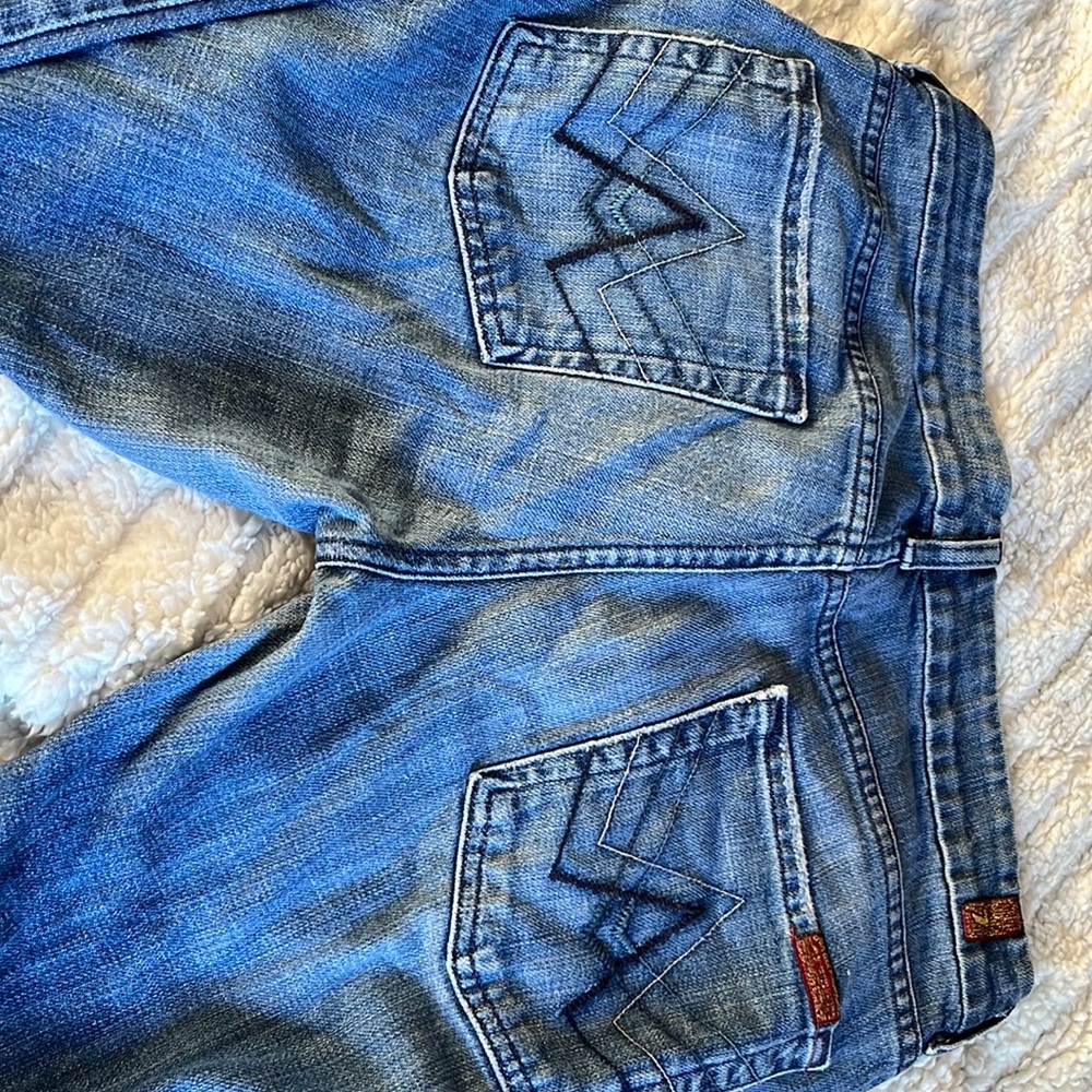 7 For All Mankind Women’s Jeans 31” waist by 31” inseam. GUC.